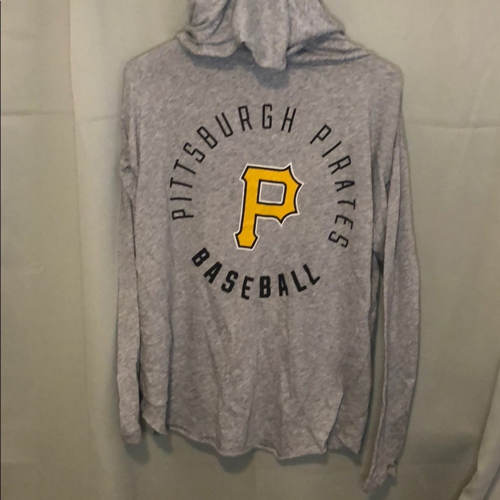 ✨LAST CHANCE✨ Pittsburgh Pirates hoodie